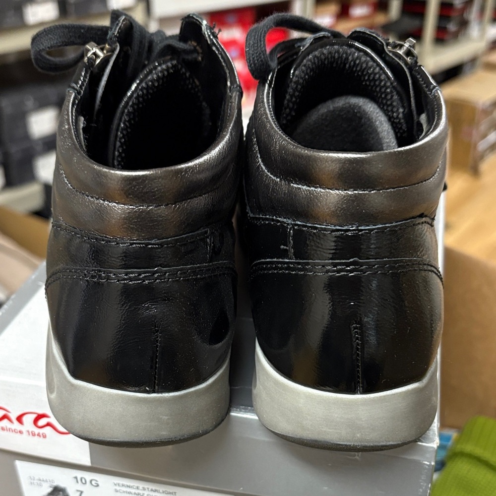 Ara Black High-Top Sneakers - Picture 2 of 5